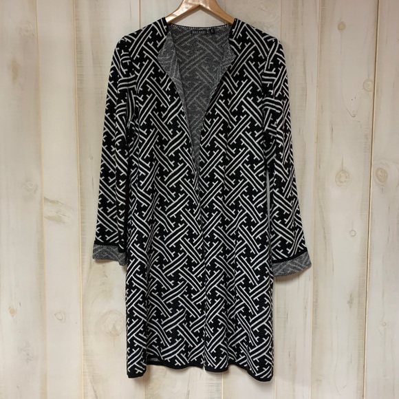 Hannah Sweaters - Hannah Black + White Unstructured Sweater Coat Med